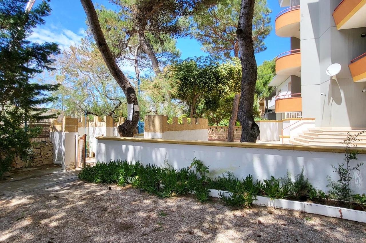 Luxury Suites & Apartment Con Accesso Alla Spiaggia E Parcheggio Privato - Vista Mare Lido Conchiglia 外观 照片